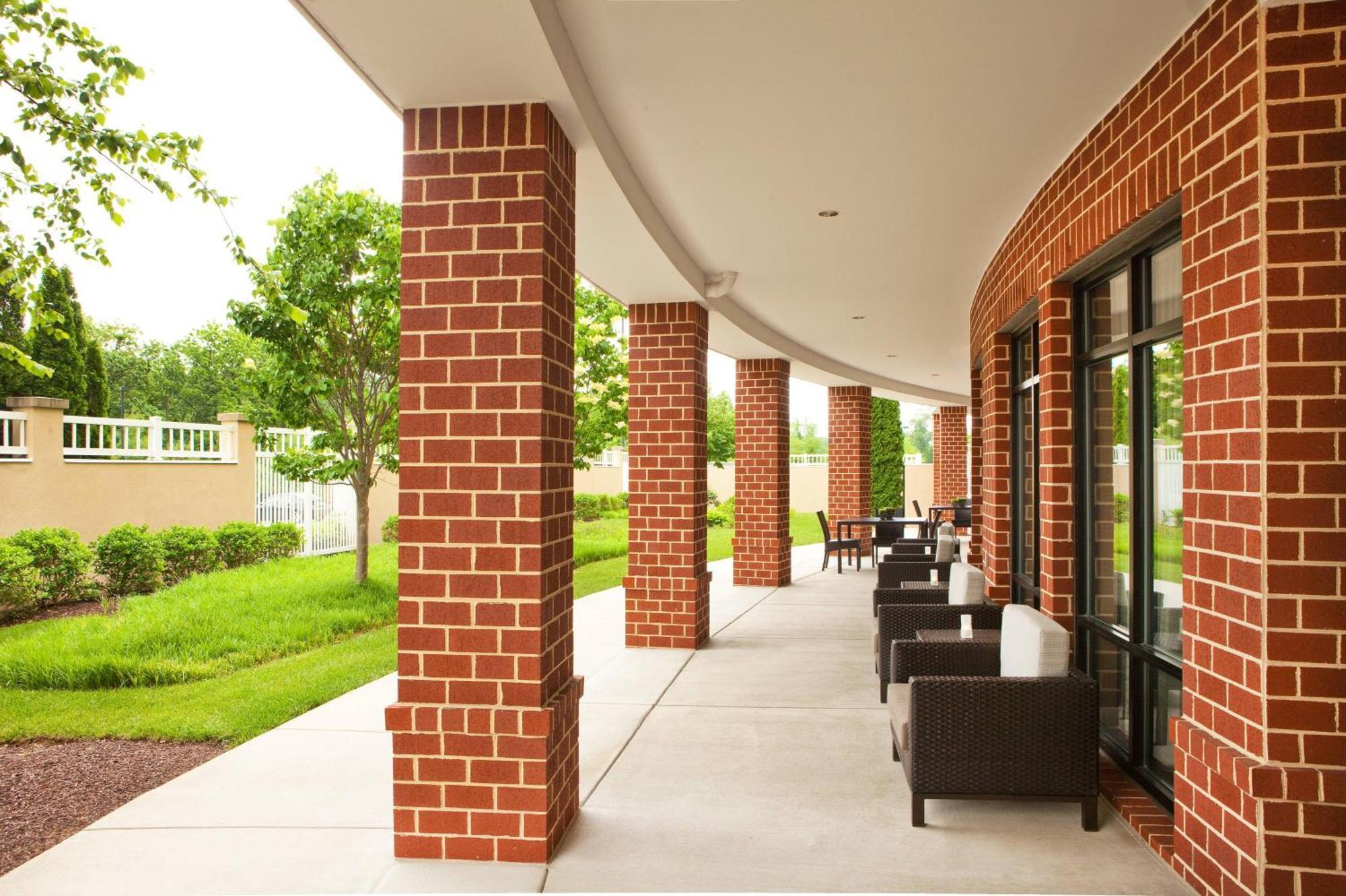 Отель Courtyard By Marriott Геттисберг Экстерьер фото